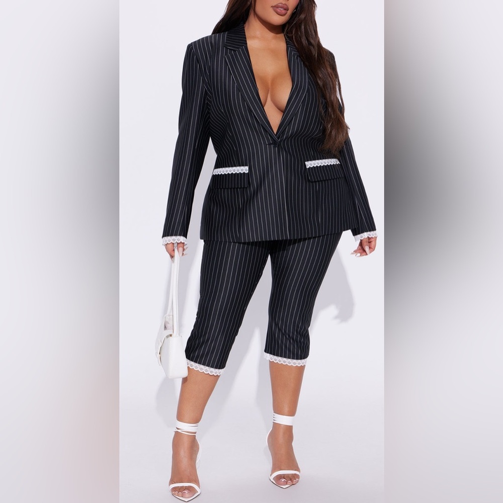 Fashion Nova 2-Piece Pinstripe Capri Suit Set